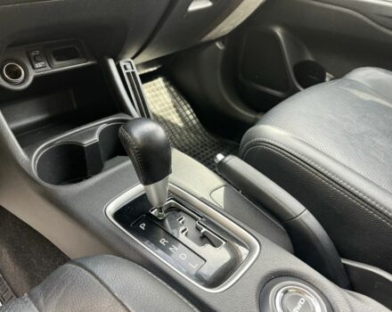 Серый Мицубиси Аутлендер, объемом двигателя 2.2 л и пробегом 239 тыс. км за 13800 $, фото 10 на Automoto.ua