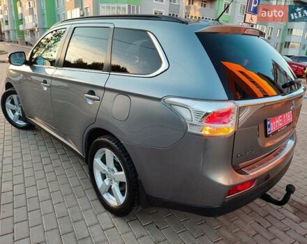 Серый Мицубиси Аутлендер, объемом двигателя 2.3 л и пробегом 250 тыс. км за 13999 $, фото 18 на Automoto.ua
