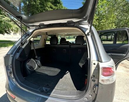 Сірий Міцубісі Аутлендер, об'ємом двигуна 2.4 л та пробігом 200 тис. км за 271 $, фото 4 на Automoto.ua