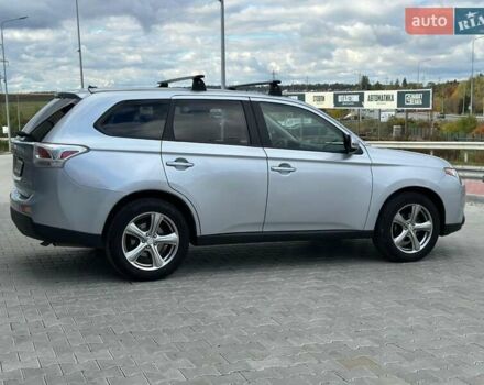 Серый Мицубиси Аутлендер, объемом двигателя 2.4 л и пробегом 228 тыс. км за 13999 $, фото 28 на Automoto.ua