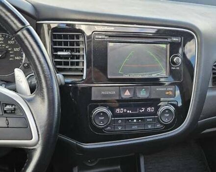 Міцубісі Аутлендер 2013 у Кривому Розі на Automoto.ua Сірий Міцубісі Аутлендер, об'ємом двигуна 3 л та пробігом 104 тис. км за 13500 $, фото 4 на Automoto.ua