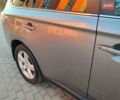 Серый Мицубиси Аутлендер, объемом двигателя 2.3 л и пробегом 250 тыс. км за 13499 $, фото 5 на Automoto.ua