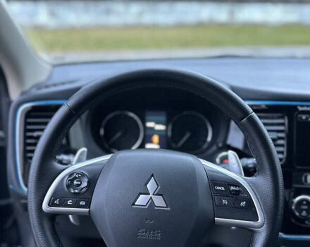 Серый Мицубиси Аутлендер, объемом двигателя 2.2 л и пробегом 206 тыс. км за 13700 $, фото 10 на Automoto.ua