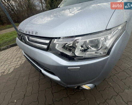 Серый Мицубиси Аутлендер, объемом двигателя 2.2 л и пробегом 224 тыс. км за 13850 $, фото 14 на Automoto.ua