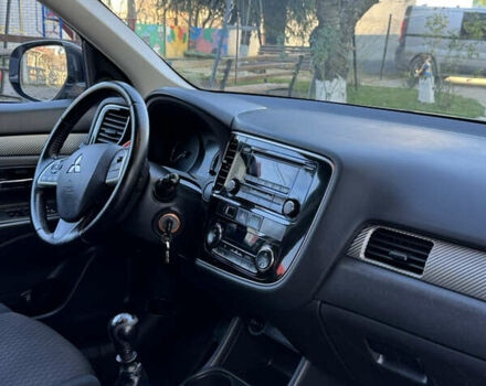 Серый Мицубиси Аутлендер, объемом двигателя 2.2 л и пробегом 200 тыс. км за 13200 $, фото 11 на Automoto.ua