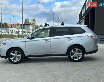 Серый Мицубиси Аутлендер, объемом двигателя 2.4 л и пробегом 228 тыс. км за 13999 $, фото 30 на Automoto.ua