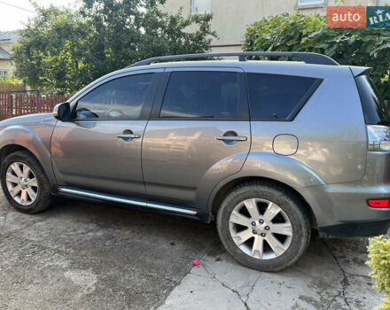 Серый Мицубиси Аутлендер, объемом двигателя 2.4 л и пробегом 278 тыс. км за 11300 $, фото 4 на Automoto.ua