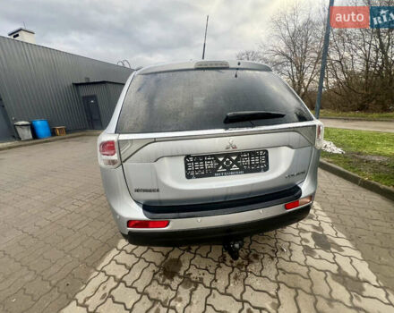 Серый Мицубиси Аутлендер, объемом двигателя 2.2 л и пробегом 224 тыс. км за 13850 $, фото 7 на Automoto.ua