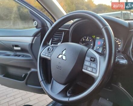 Серый Мицубиси Аутлендер, объемом двигателя 2.3 л и пробегом 250 тыс. км за 13499 $, фото 39 на Automoto.ua