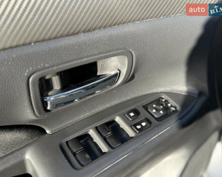 Серый Мицубиси Аутлендер, объемом двигателя 2.3 л и пробегом 193 тыс. км за 14500 $, фото 43 на Automoto.ua