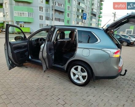 Серый Мицубиси Аутлендер, объемом двигателя 2.3 л и пробегом 250 тыс. км за 13999 $, фото 22 на Automoto.ua