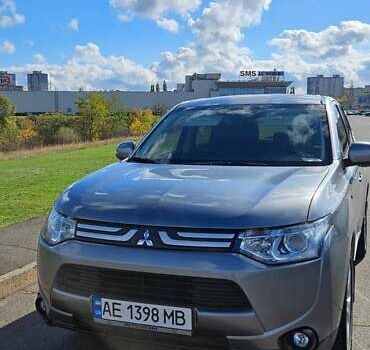 Міцубісі Аутлендер 2013 у Кривому Розі на Automoto.ua Сірий Міцубісі Аутлендер, об'ємом двигуна 3 л та пробігом 104 тис. км за 13500 $, фото 20 на Automoto.ua