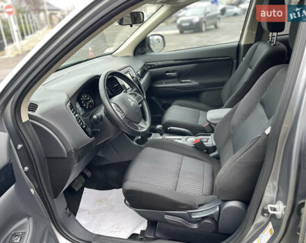 Сірий Міцубісі Аутлендер, об'ємом двигуна 2.4 л та пробігом 240 тис. км за 9999 $, фото 24 на Automoto.ua