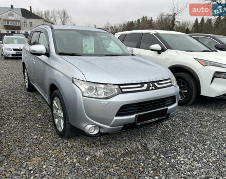 Серый Мицубиси Аутлендер, объемом двигателя 2.2 л и пробегом 243 тыс. км за 13850 $, фото 2 на Automoto.ua