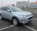 Серый Мицубиси Аутлендер, объемом двигателя 2.36 л и пробегом 54 тыс. км за 15400 $, фото 1 на Automoto.ua