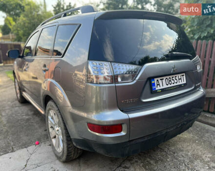 Серый Мицубиси Аутлендер, объемом двигателя 2.4 л и пробегом 278 тыс. км за 11300 $, фото 3 на Automoto.ua