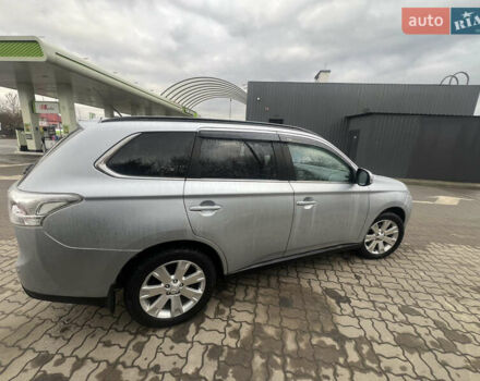 Серый Мицубиси Аутлендер, объемом двигателя 2.2 л и пробегом 224 тыс. км за 13850 $, фото 9 на Automoto.ua