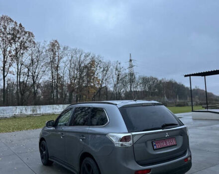Серый Мицубиси Аутлендер, объемом двигателя 2.2 л и пробегом 206 тыс. км за 13700 $, фото 6 на Automoto.ua