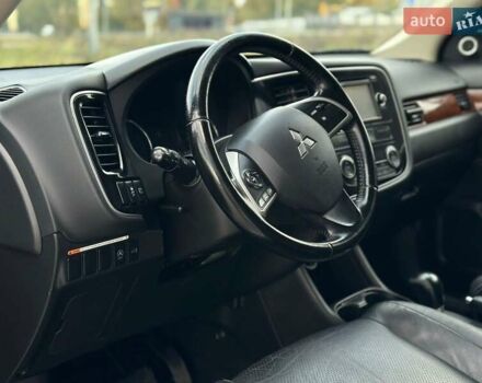Серый Мицубиси Аутлендер, объемом двигателя 2.4 л и пробегом 228 тыс. км за 13999 $, фото 43 на Automoto.ua