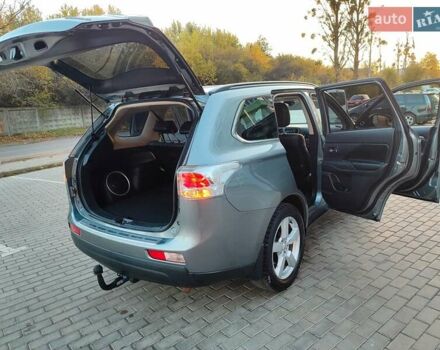 Серый Мицубиси Аутлендер, объемом двигателя 2.3 л и пробегом 250 тыс. км за 13499 $, фото 19 на Automoto.ua