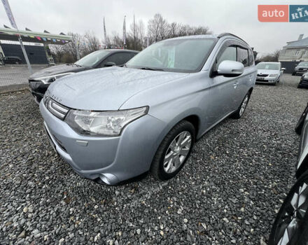 Серый Мицубиси Аутлендер, объемом двигателя 2.2 л и пробегом 243 тыс. км за 13850 $, фото 8 на Automoto.ua