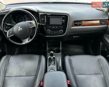 Серый Мицубиси Аутлендер, объемом двигателя 2.4 л и пробегом 228 тыс. км за 13999 $, фото 29 на Automoto.ua