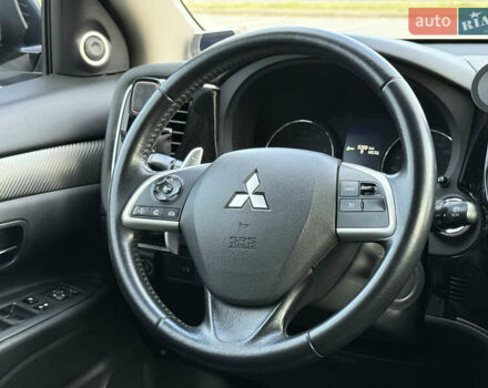 Серый Мицубиси Аутлендер, объемом двигателя 2.4 л и пробегом 156 тыс. км за 14400 $, фото 32 на Automoto.ua