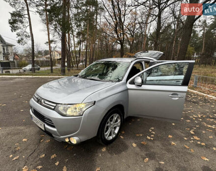 Сірий Міцубісі Аутлендер, об'ємом двигуна 2.36 л та пробігом 177 тис. км за 13499 $, фото 21 на Automoto.ua