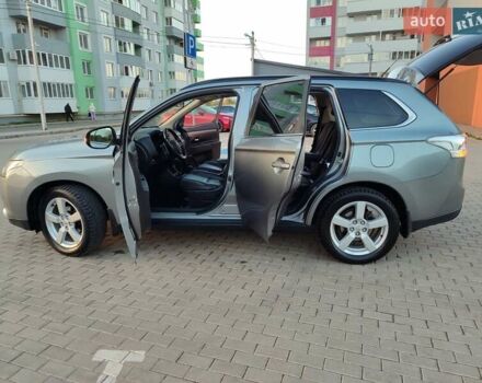 Серый Мицубиси Аутлендер, объемом двигателя 2.3 л и пробегом 250 тыс. км за 13999 $, фото 25 на Automoto.ua