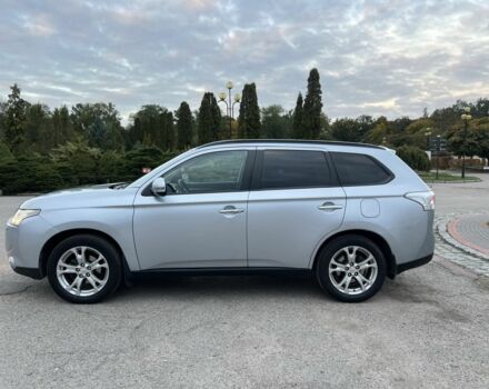 Серый Мицубиси Аутлендер, объемом двигателя 2.4 л и пробегом 199 тыс. км за 13200 $, фото 3 на Automoto.ua