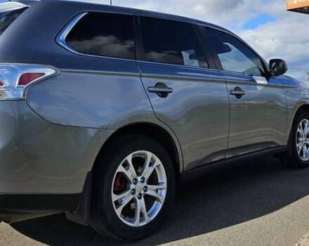 Міцубісі Аутлендер 2013 у Кривому Розі на Automoto.ua Сірий Міцубісі Аутлендер, об'ємом двигуна 3 л та пробігом 104 тис. км за 13500 $, фото 15 на Automoto.ua