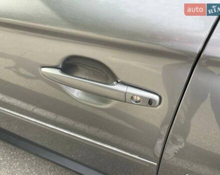 Серый Мицубиси Аутлендер, объемом двигателя 2.4 л и пробегом 157 тыс. км за 12700 $, фото 11 на Automoto.ua