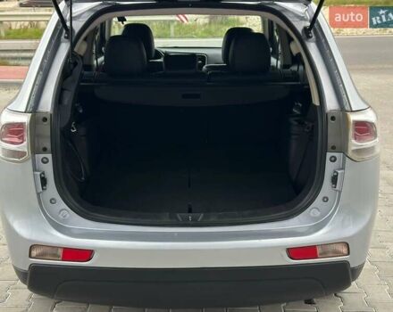 Серый Мицубиси Аутлендер, объемом двигателя 2.4 л и пробегом 228 тыс. км за 13999 $, фото 35 на Automoto.ua