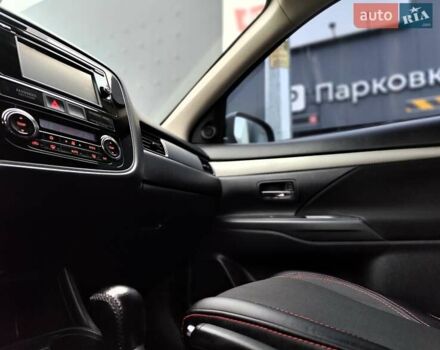 Серый Мицубиси Аутлендер, объемом двигателя 2.4 л и пробегом 209 тыс. км за 10990 $, фото 42 на Automoto.ua