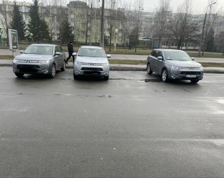 Сірий Міцубісі Аутлендер, об'ємом двигуна 2.4 л та пробігом 200 тис. км за 271 $, фото 9 на Automoto.ua