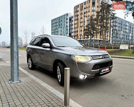 Серый Мицубиси Аутлендер, объемом двигателя 2.4 л и пробегом 209 тыс. км за 10990 $, фото 26 на Automoto.ua