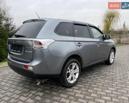 Сірий Міцубісі Аутлендер, об'ємом двигуна 2.4 л та пробігом 240 тис. км за 9999 $, фото 6 на Automoto.ua