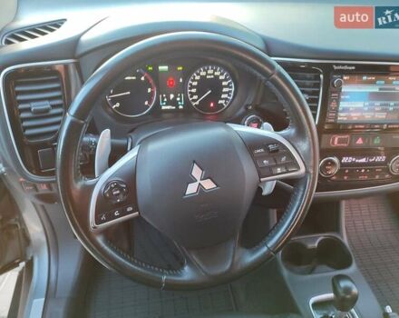 Серый Мицубиси Аутлендер, объемом двигателя 2.3 л и пробегом 250 тыс. км за 13999 $, фото 43 на Automoto.ua