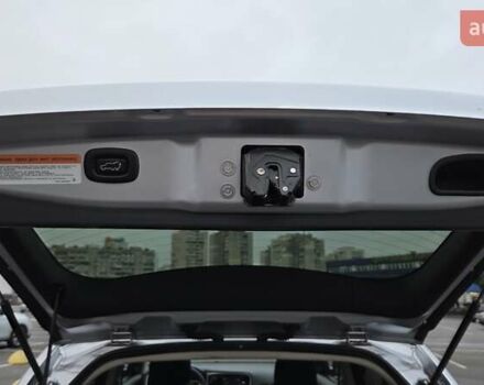 Серый Мицубиси Аутлендер, объемом двигателя 2.36 л и пробегом 54 тыс. км за 15400 $, фото 9 на Automoto.ua