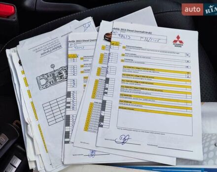 Серый Мицубиси Аутлендер, объемом двигателя 2.3 л и пробегом 250 тыс. км за 13499 $, фото 29 на Automoto.ua