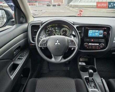 Серый Мицубиси Аутлендер, объемом двигателя 2.4 л и пробегом 72 тыс. км за 15900 $, фото 46 на Automoto.ua