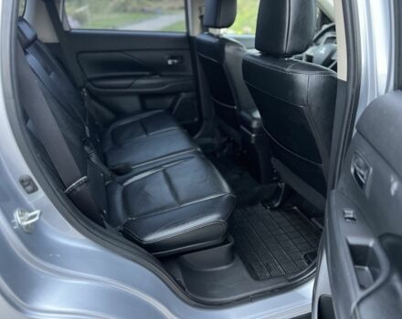 Серый Мицубиси Аутлендер, объемом двигателя 2.4 л и пробегом 199 тыс. км за 13200 $, фото 12 на Automoto.ua