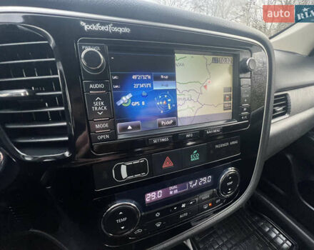 Серый Мицубиси Аутлендер, объемом двигателя 2.2 л и пробегом 224 тыс. км за 13850 $, фото 32 на Automoto.ua