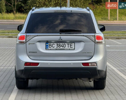 Серый Мицубиси Аутлендер, объемом двигателя 2.4 л и пробегом 156 тыс. км за 14400 $, фото 11 на Automoto.ua