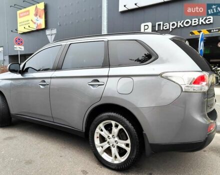 Серый Мицубиси Аутлендер, объемом двигателя 2.4 л и пробегом 209 тыс. км за 10990 $, фото 13 на Automoto.ua