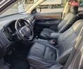 Серый Мицубиси Аутлендер, объемом двигателя 3 л и пробегом 181 тыс. км за 14000 $, фото 8 на Automoto.ua