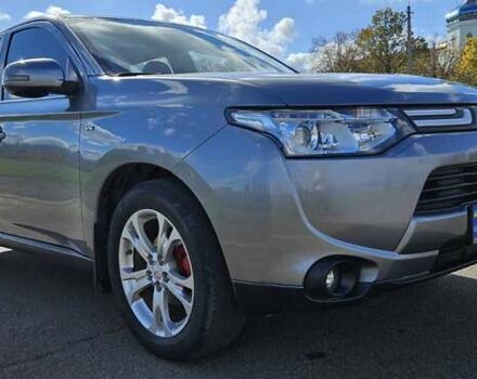 Міцубісі Аутлендер 2013 у Кривому Розі на Automoto.ua Сірий Міцубісі Аутлендер, об'ємом двигуна 3 л та пробігом 104 тис. км за 13500 $, фото 14 на Automoto.ua