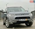 Сірий Міцубісі Аутлендер, об'ємом двигуна 2.3 л та пробігом 207 тис. км за 13700 $, фото 2 на Automoto.ua