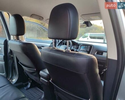 Серый Мицубиси Аутлендер, объемом двигателя 2.3 л и пробегом 250 тыс. км за 13999 $, фото 75 на Automoto.ua