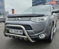 Серый Мицубиси Аутлендер, объемом двигателя 2.4 л и пробегом 72 тыс. км за 15900 $, фото 1 на Automoto.ua